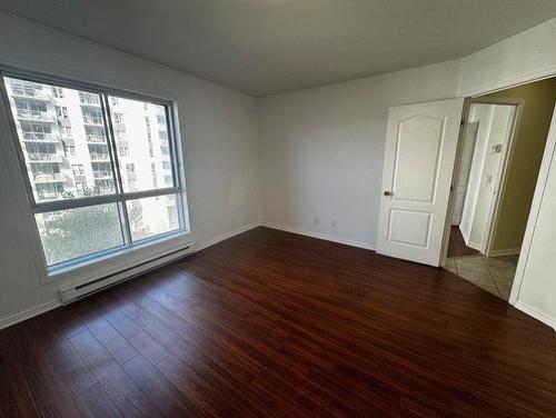 Bedroom - 811-7680 Boul. Marie-Victorin, Brossard, QC - Indoor Photo Showing Other Room