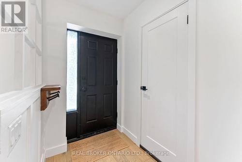 2 - 23 Macaulay Street W, Hamilton, ON - Indoor Photo Showing Other Room