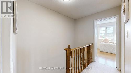 7560 Black Walnut Trail, Mississauga, ON - Indoor Photo Showing Other Room