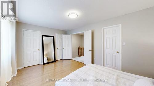 7560 Black Walnut Trail, Mississauga, ON - Indoor Photo Showing Bedroom