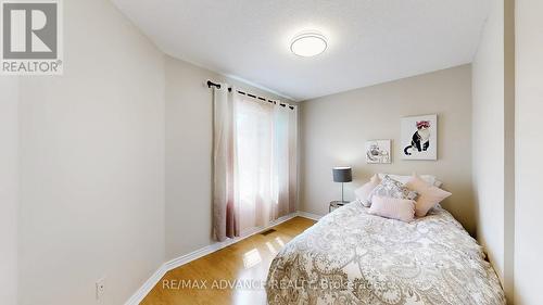 7560 Black Walnut Trail, Mississauga, ON - Indoor Photo Showing Bedroom