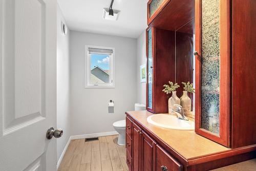Powder room - 57 Rue Grogan, Shannon, QC - Indoor Photo Showing Bathroom