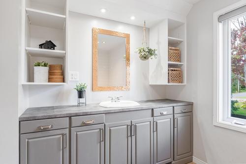 Bathroom - 57 Rue Grogan, Shannon, QC - Indoor Photo Showing Bathroom
