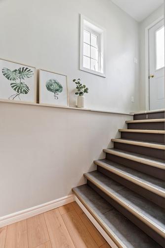 Exterior entrance - 57 Rue Grogan, Shannon, QC - Indoor Photo Showing Other Room