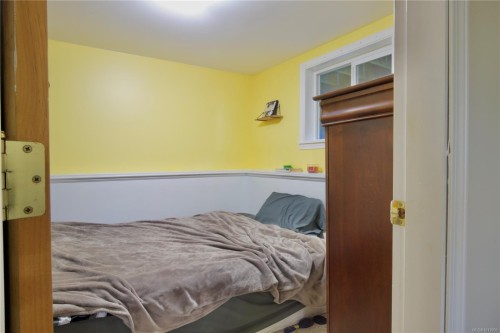 100 Boundary Rd, Lake Cowichan, BC 