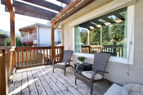 100 Boundary Rd, Lake Cowichan, BC 