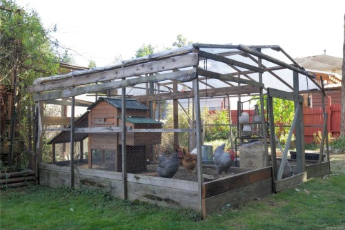 100 Boundary Rd, Lake Cowichan, BC 