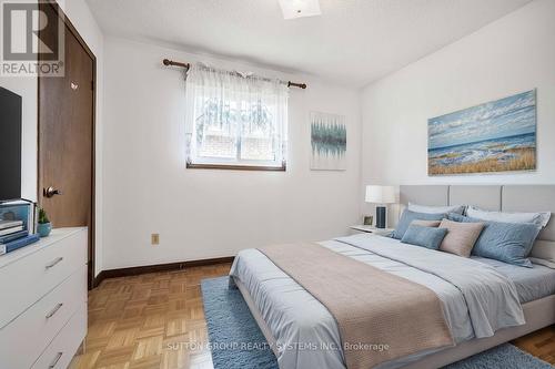 1161 Carlo Court, Mississauga, ON - Indoor Photo Showing Bedroom