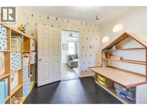 1060 Tataryn Road, Kelowna, BC - Indoor Photo Showing Other Room