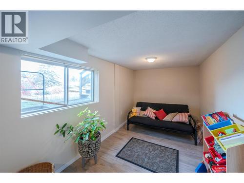1467 Carmi Drive, Penticton, BC - Indoor