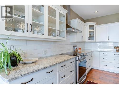 2133 Talavera Place, West Kelowna, BC - Indoor Photo Showing Kitchen With Upgraded Kitchen