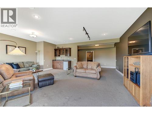 2133 Talavera Place, West Kelowna, BC - Indoor Photo Showing Living Room