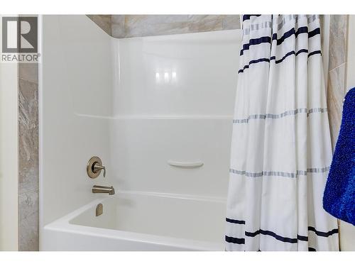 2133 Talavera Place, West Kelowna, BC - Indoor Photo Showing Bathroom