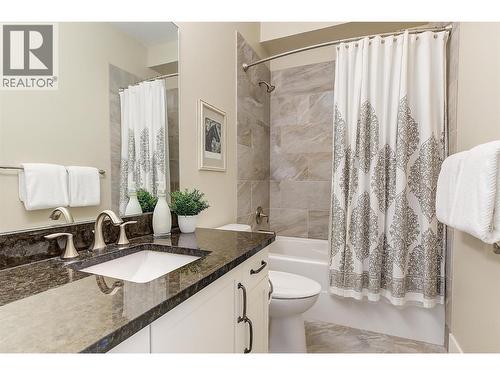 2133 Talavera Place, West Kelowna, BC - Indoor Photo Showing Bathroom