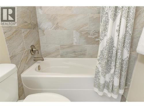 2133 Talavera Place, West Kelowna, BC - Indoor Photo Showing Bathroom