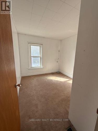 1803 4Th Avenue W, Owen Sound, ON - Indoor Photo Showing Other Room