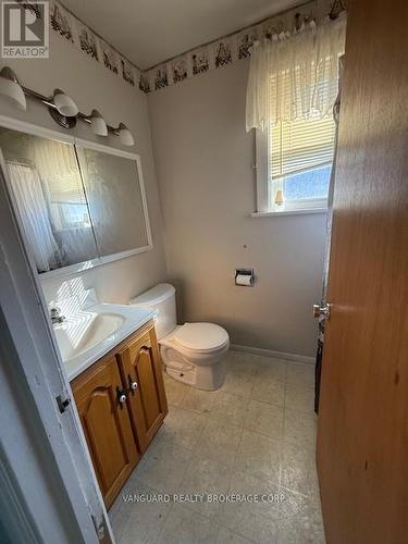1803 4Th Avenue W, Owen Sound, ON - Indoor Photo Showing Bathroom