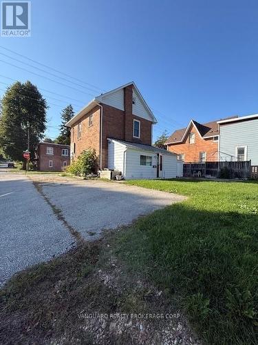 1803 4Th Avenue W, Owen Sound, ON - Outdoor