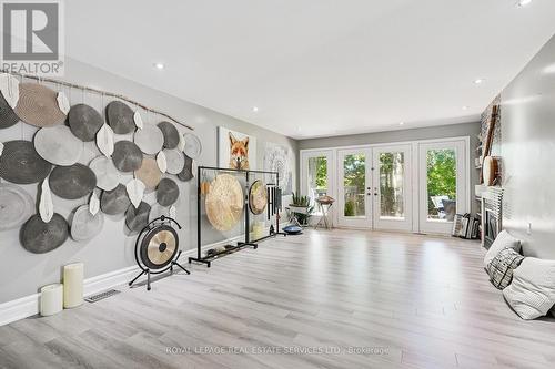 397 River Side Drive, Oakville, ON - Indoor Photo Showing Other Room