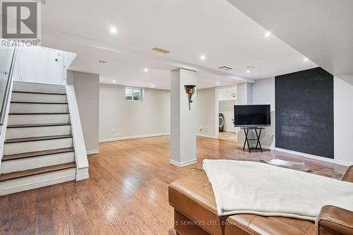 397 River Side Drive, Oakville, ON - Indoor