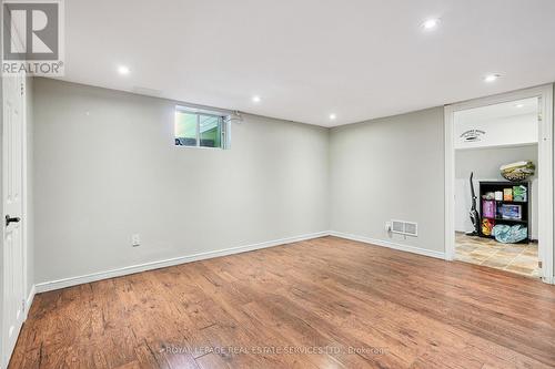 397 River Side Drive, Oakville, ON - Indoor