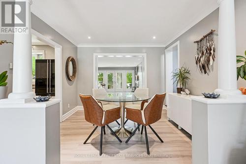 397 River Side Drive, Oakville, ON - Indoor Photo Showing Dining Room
