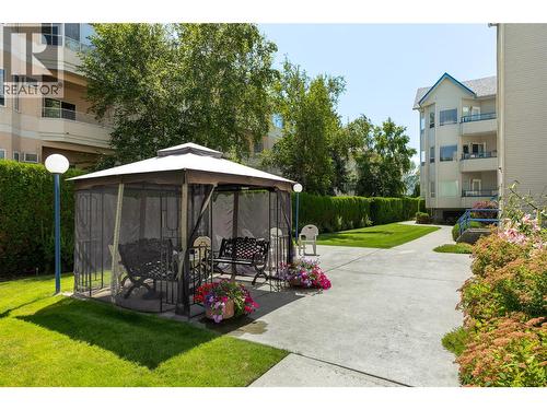 877 Klo Road Unit# 311, Kelowna, BC - Outdoor