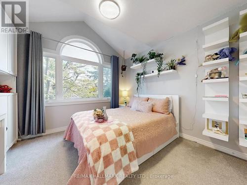 165 Lori Avenue, Whitchurch-Stouffville, ON - Indoor Photo Showing Bedroom