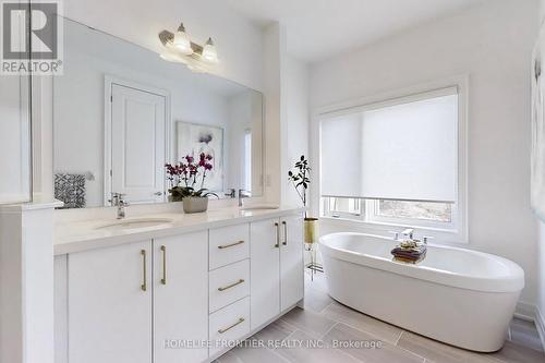 Primary Ensuite - 40 Chiara Rose Lane, Richmond Hill, ON - Indoor Photo Showing Bathroom