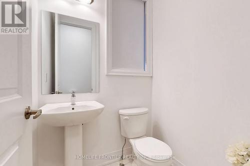 Ground Floor Powder Room - 40 Chiara Rose Lane, Richmond Hill, ON - Indoor Photo Showing Bathroom
