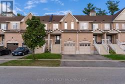 89 WINCHESTER TERRACE  Barrie, ON L4M 0C8