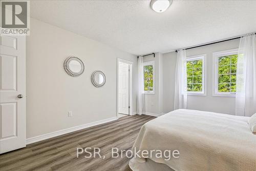 38 - 60 Cloverleaf Drive, Hamilton, ON - Indoor Photo Showing Bedroom