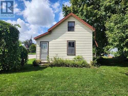 21 Peter Street S, Brockton, ON - Outdoor