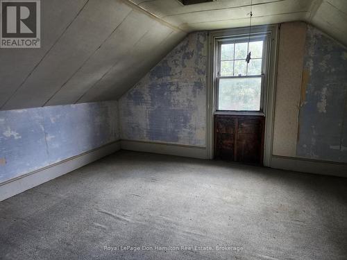 21 Peter Street S, Brockton, ON - Indoor Photo Showing Other Room