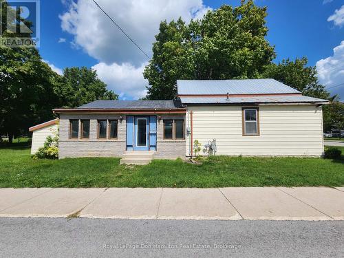 21 Peter Street S, Brockton, ON - Outdoor