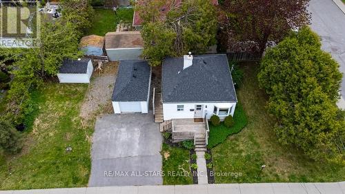 32 ADELAIDE STREET S  Kawartha Lakes (Lindsay), ON K9V 3J7