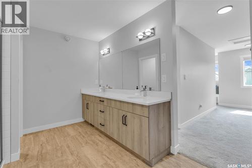 319 Dziadyk Bend, Saskatoon, SK - Indoor Photo Showing Bathroom