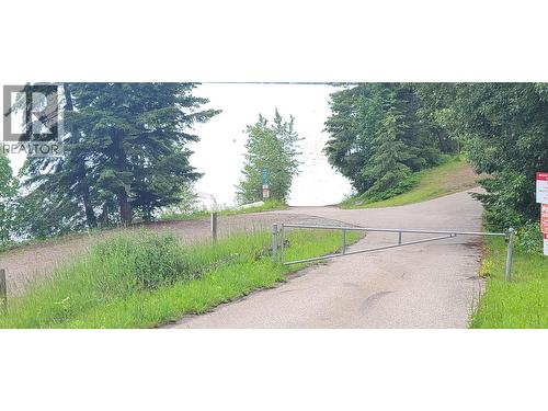 5190 Celista Place, Celista, BC 