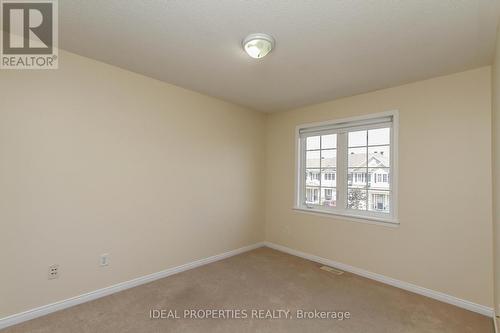 565 Pepperville Crescent, Ottawa, ON - Indoor Photo Showing Other Room