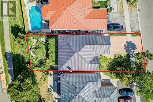 257 Huntington Ridge Drive, Mississauga, ON - Outdoor