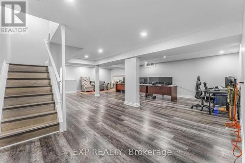 1221 Creekside Drive, Oakville, ON - Indoor