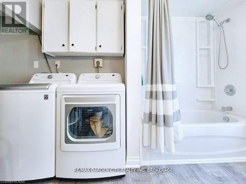 43 St George Street, St. Catharines (Facer), ON - Indoor Photo Showing Laundry Room