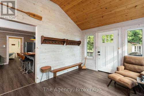 1032 Lakeshore Drive S, Bracebridge (Oakley), ON - Indoor