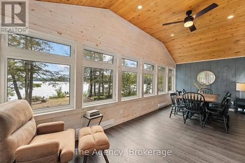 1032 Lakeshore Drive S, Bracebridge (Oakley), ON - Indoor