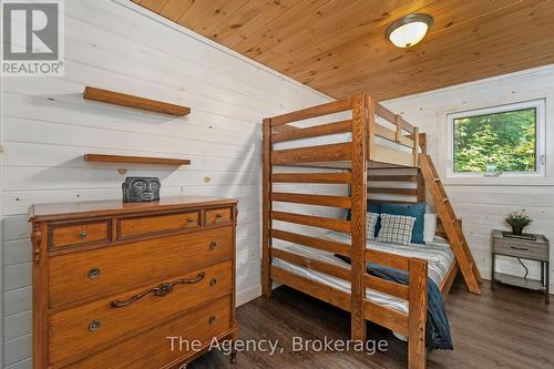 1032 Lakeshore Drive S, Bracebridge (Oakley), ON - Indoor Photo Showing Other Room