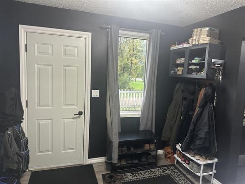 108 3Rd Avenue, Benito, MB - Indoor Photo Showing Other Room