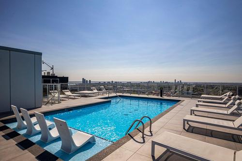Pool - 712-100 Rue Murray, Montréal (Le Sud-Ouest), QC - Outdoor With In Ground Pool With View