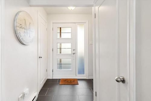 Hall d'entrée/Vestibule - 259 5E Avenue, Pincourt, QC - Indoor Photo Showing Other Room