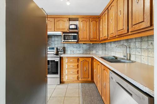 Cuisine - 259 5E Avenue, Pincourt, QC - Indoor Photo Showing Kitchen With Double Sink