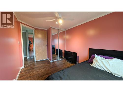 4811 Crescentwood Drive, Edgewater, BC - Indoor